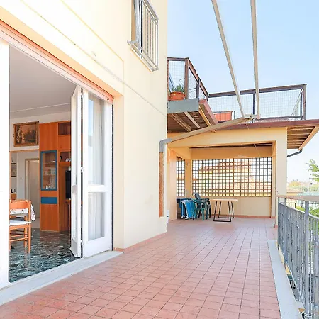 Grande Casa Al Mare 140mq Lägenhet